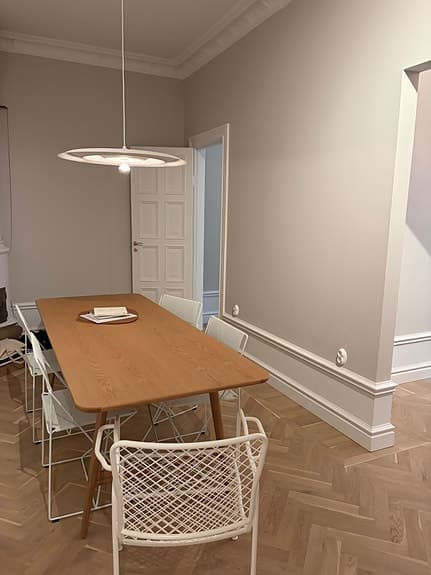 Carl Hansen BM1160 Hunting Table i trä av Børge Mogensen