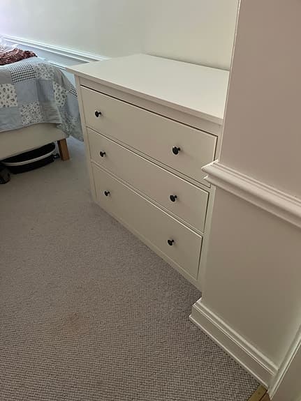 Byrå, Hemnes, vit