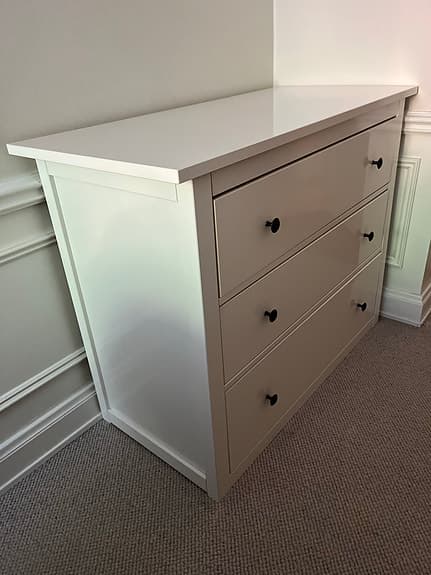Byrå, Hemnes, vit