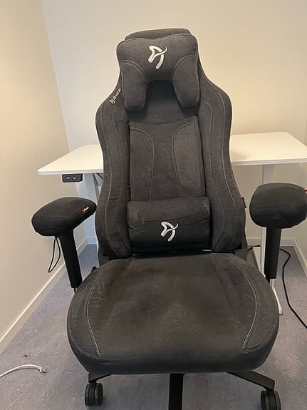 Arozzi Gamingstol – Tyg, Ergonomisk & Mycket Bekväm
