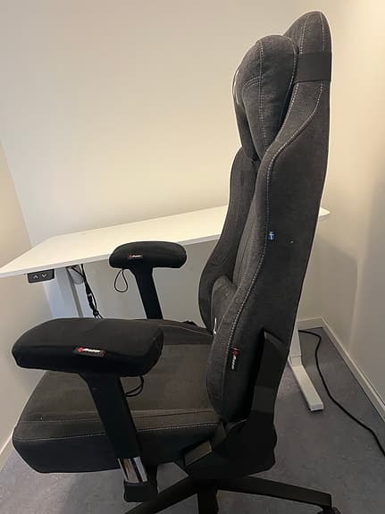 Arozzi Gamingstol – Tyg, Ergonomisk & Mycket Bekväm