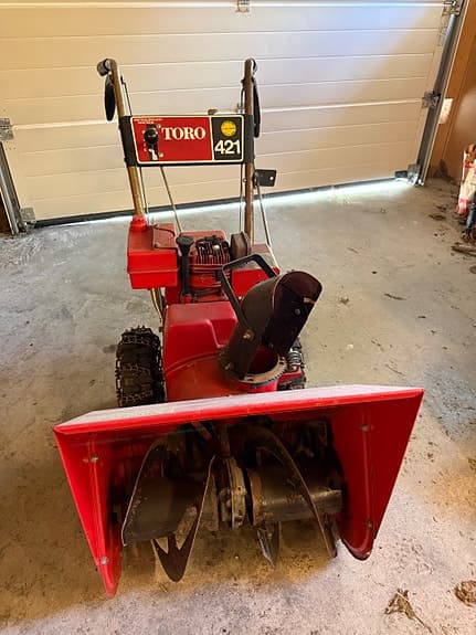 Toro 421 snöslunga röd