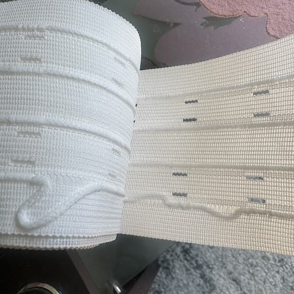 Nytt vitt gardinband/veckband