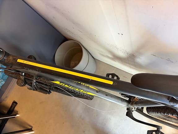 Oanvänd Serious Rockville 27,5 tum mountainbike cykel