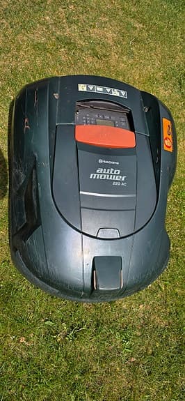 Husqvarna Automower 220 Ny servad och nytt Batteri