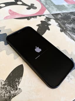 Apple iPhone 12 64 GB svart