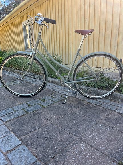 Pelago stadscykel grågrön i mycket fint skick
