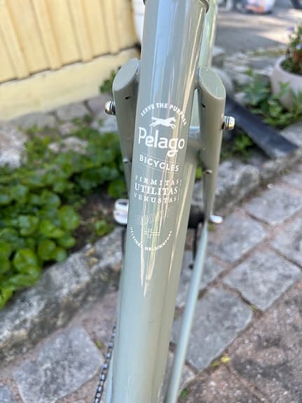 Pelago stadscykel grågrön i mycket fint skick