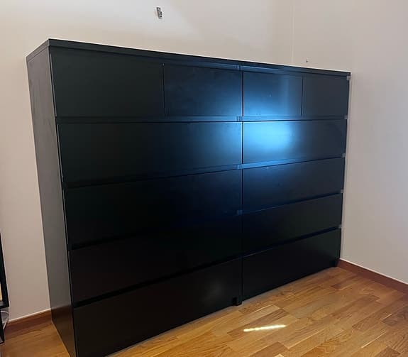 Svart malmbyrå 6 lådor Ikea