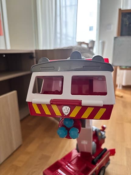 Paw Patrol Ultimate Fire Rescue Truck w/ Side Car