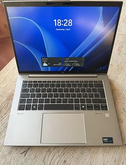 HP ZBook Firefly 14" G11 (GARANTI) - Ultra 7 / 32GB / 500GB / RTX A500