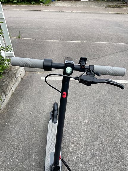 Elscooter svart/grå från Greentrip