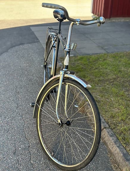 Monark 28 tum herrcykel / Retro / Fotbroms / Pakethållare