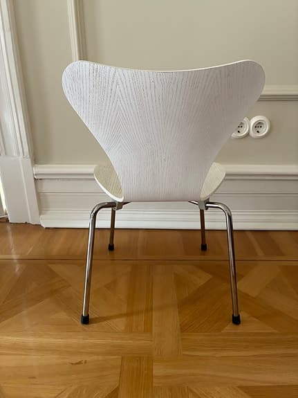Sjuan barnstol 3177 - Fritz Hansen