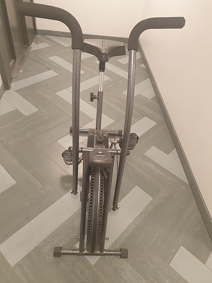Träningscykel motionscykel med armstänger svart