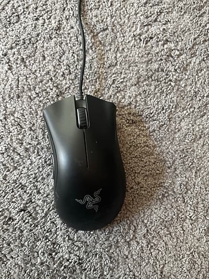 Razer DeathAdder Essential gamingmus svart med sladd