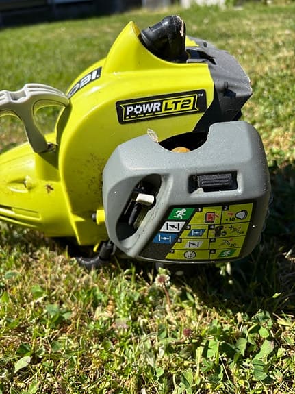 Ryobi bensindriven grästrimmer inkl. sele