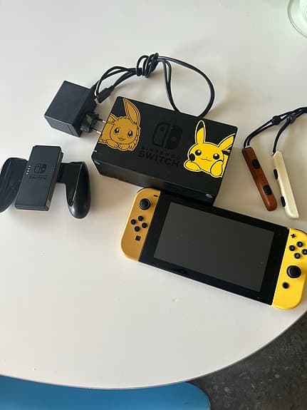 Nintendo Switch OLED Pokémon Scarlet & Violet Edition