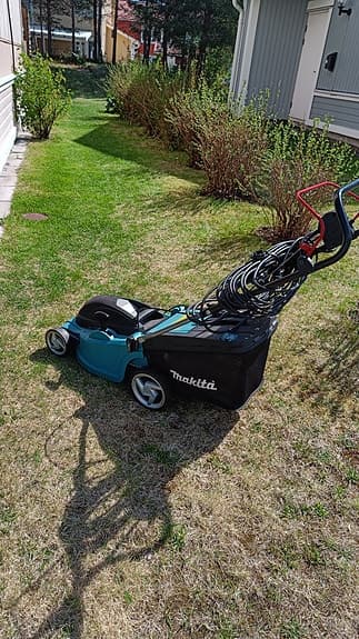 Makita ELM3800 elektrisk gräsklippare