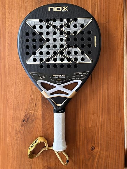 Nox At10 Genius 18k Alum 2026 by Agustin Tapia Padel Racket
