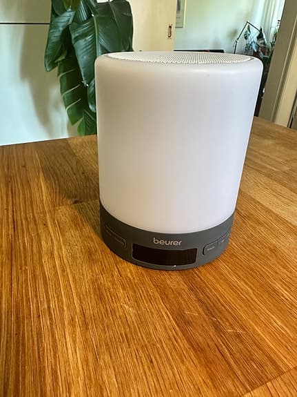 Beurer WL 50 wake-up light med radio/Bluetooth - fint skick