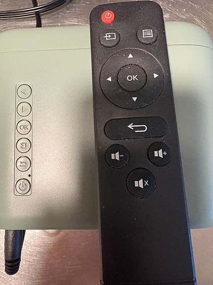 Projektor Q11, mini