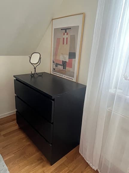 Byrå- nypris 1800kr