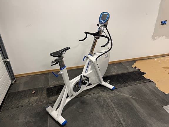 Monark LT2 motionscykel med träningsdator