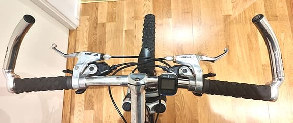 KHS MTB – 21 växlar – MYCKET FIN SKICK!!