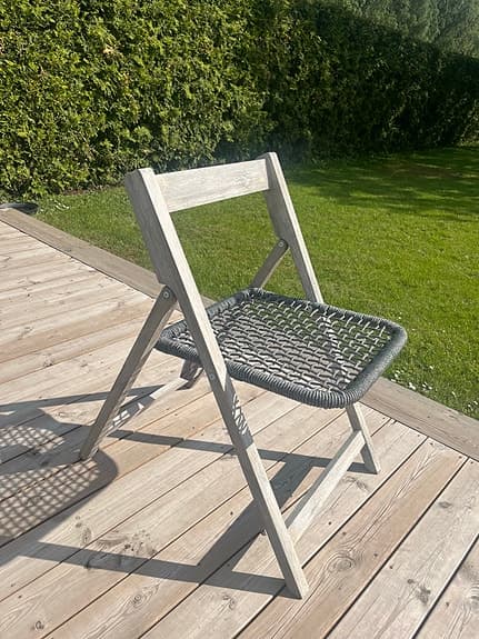 Nya Designstolar av deNOORD