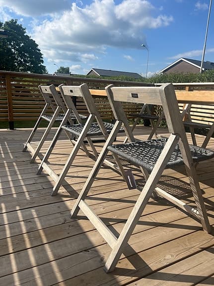 Nya Designstolar av deNOORD