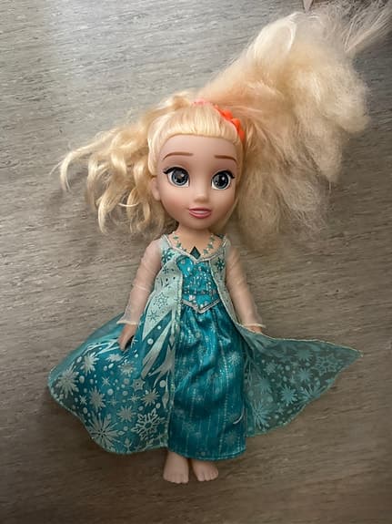 Fin Elsa-docka från Disney Frost (ca 36 cm)