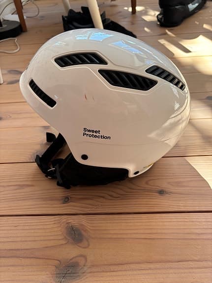 Sweet Protection hjälm L/XL vit med MIPS