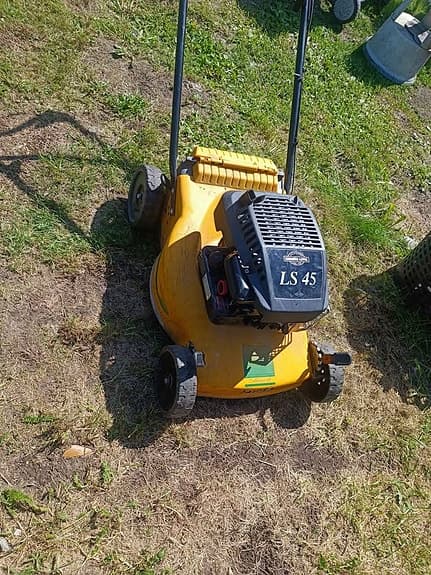 Stiga LS 45 bensindriven gräsklippare gul