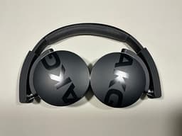 AKG svarta over-ear hörlurar Y50 Bluetooth