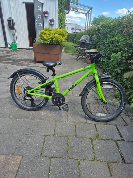 Frog 53, barncykel 20 tum med Dubbdäck