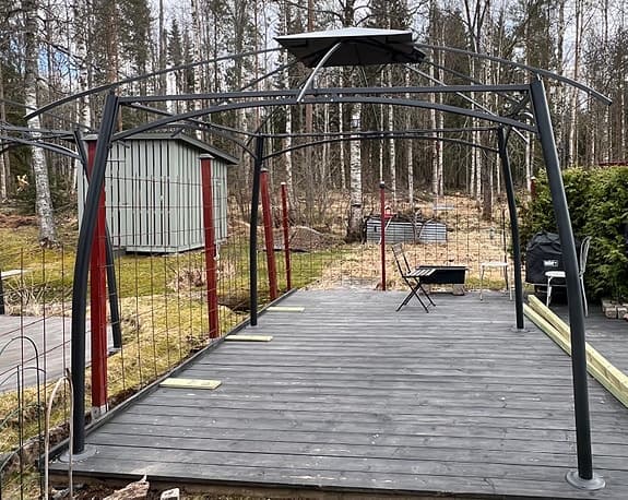 Paviljong / pergola i metall 300x300 cm för t ex altan eller trädäck