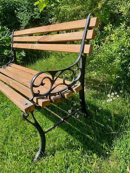 Parkbänk / trädgårdsbänk i gjutjärn o trä