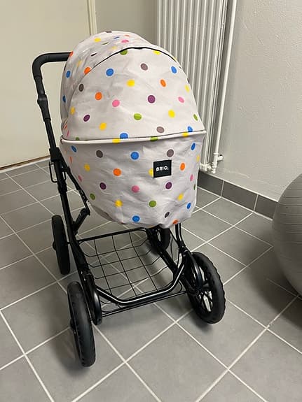 BRIO dockvagn med prickigt tyg