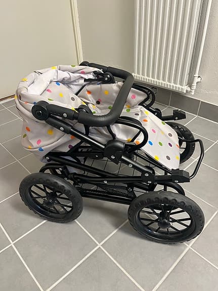 BRIO dockvagn med prickigt tyg