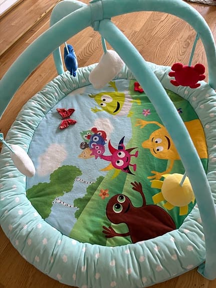 Baby Born babygym med lekbågar och figurer