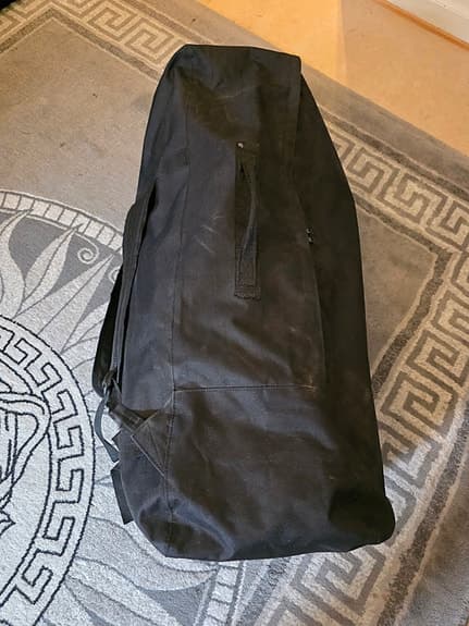 Uppblåsbar SUP-bräda 330x76x15 cm med paddlar och pump och  andra utrustning