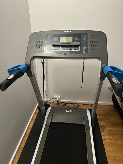 Master löpband med display och program