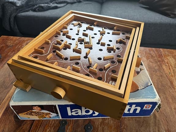 Estrela Labyrinth vintage trälabyrint spel 70tal