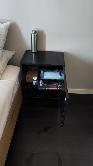 Sängbord / Bed side table x2