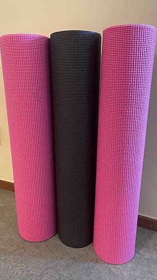 3 st Yogamattor/träningsmattor rosa och svart