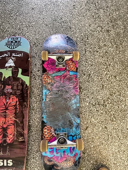 Skateboard + extra Deck