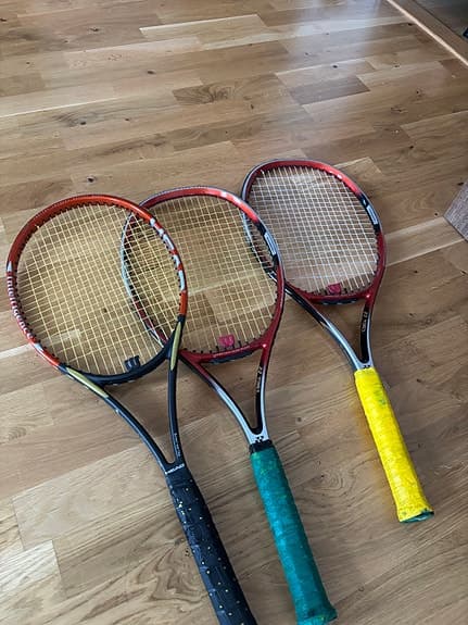 Tennis racket 3 stycken ( 1 st HEAD & 2 st Yonex)