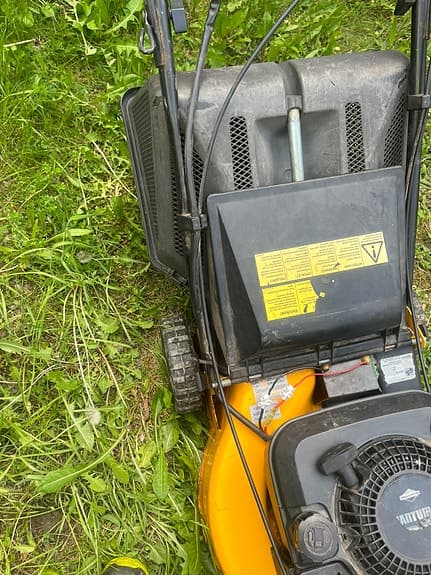 bensindriven gräsklippare Stiga och Huricane