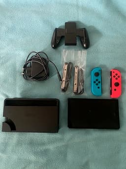 Nintendo Switch OLED 2024 + 2 spel